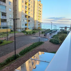 Pé Na Areia - Próximo Ao Beto Carreiro Barra Velha (Santa Catarina)